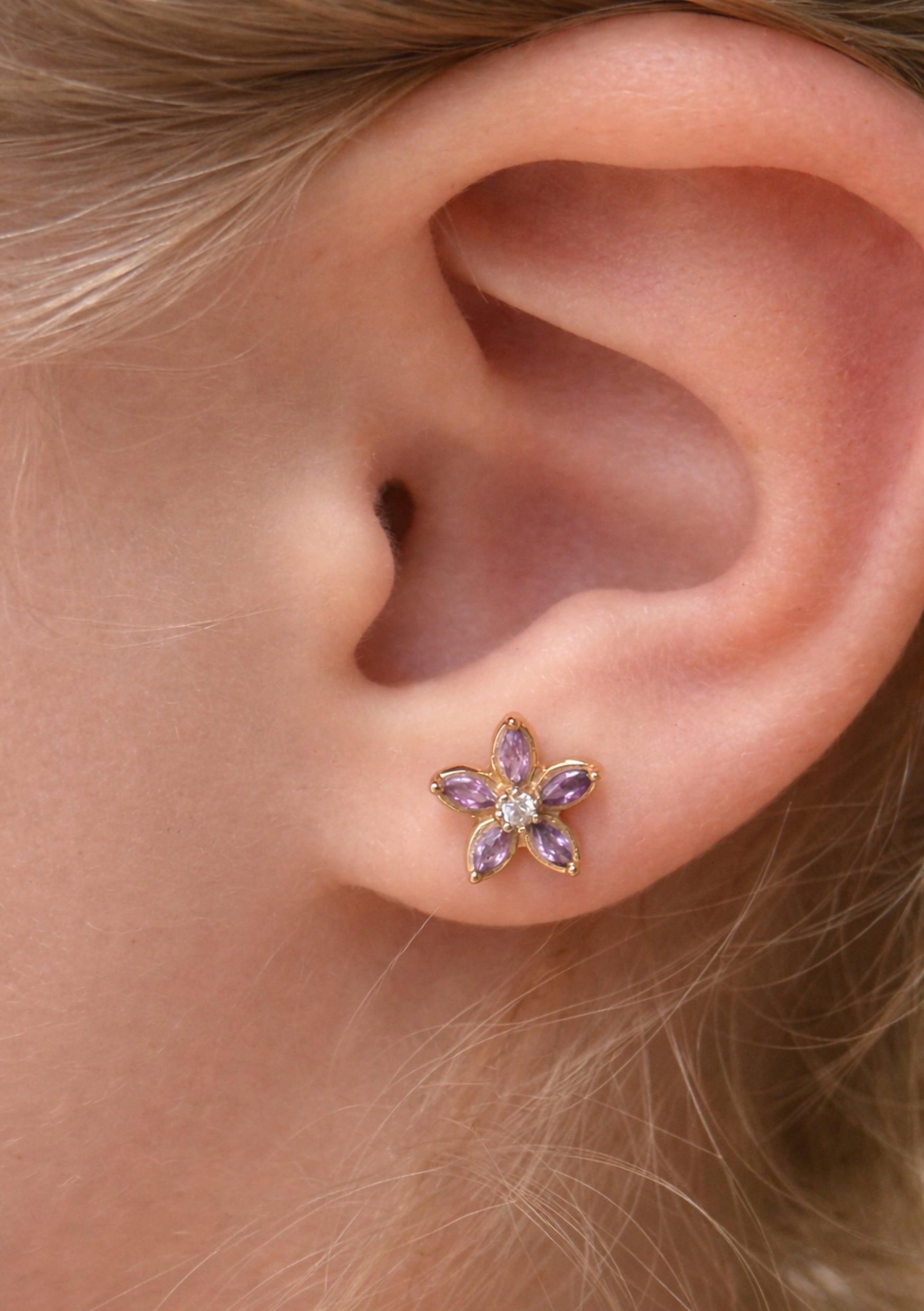 FLOWER STUDS