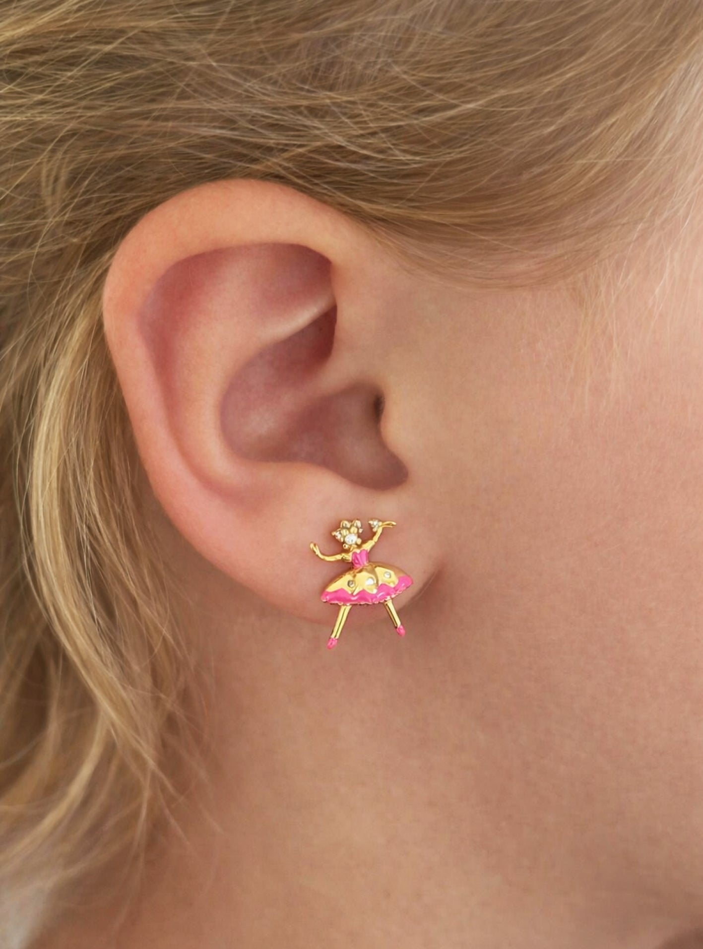 BALLERINA STUDS