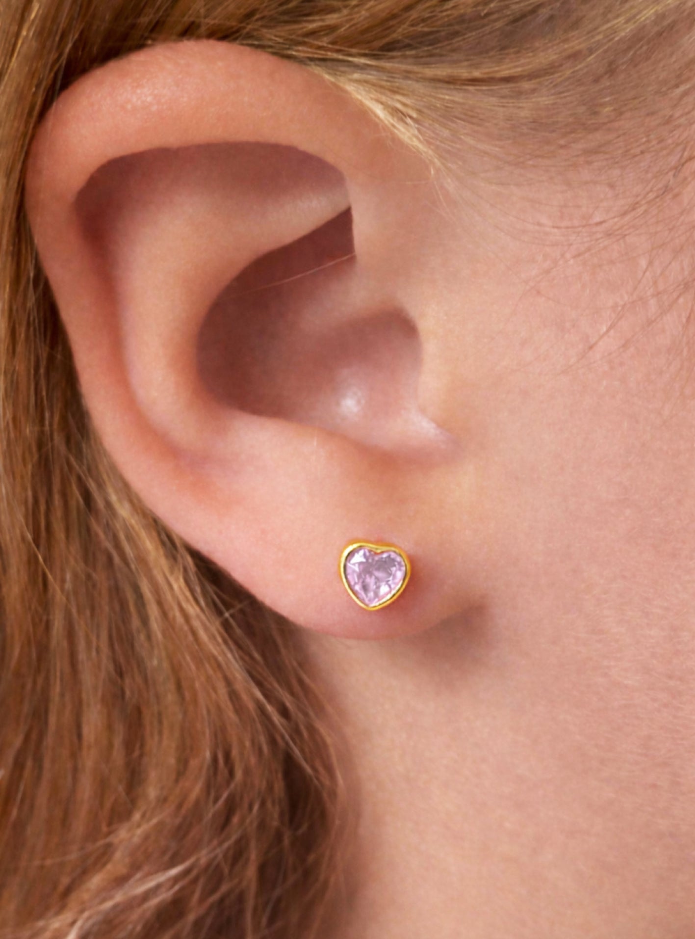 LOVE HEART STUDS